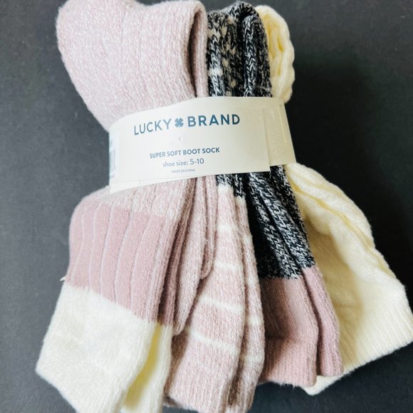 LUCKY BRAND 4 Pair Women's Super Soft Boot Socks NWT - Picture 1 of 7